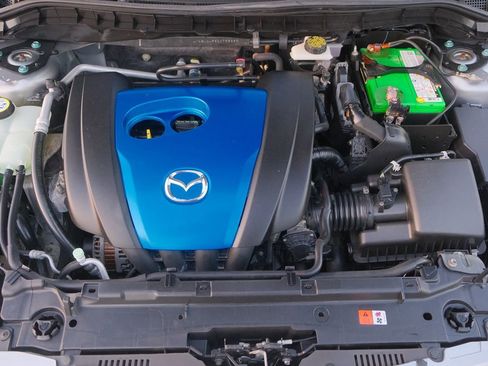 Used 2013 MAZDA MAZDA3 i Touring image 9