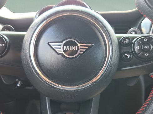 Used 2020 MINI Cooper S image 32