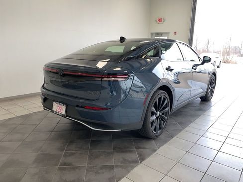 Used 2026 Toyota Crown Nightshade image 5