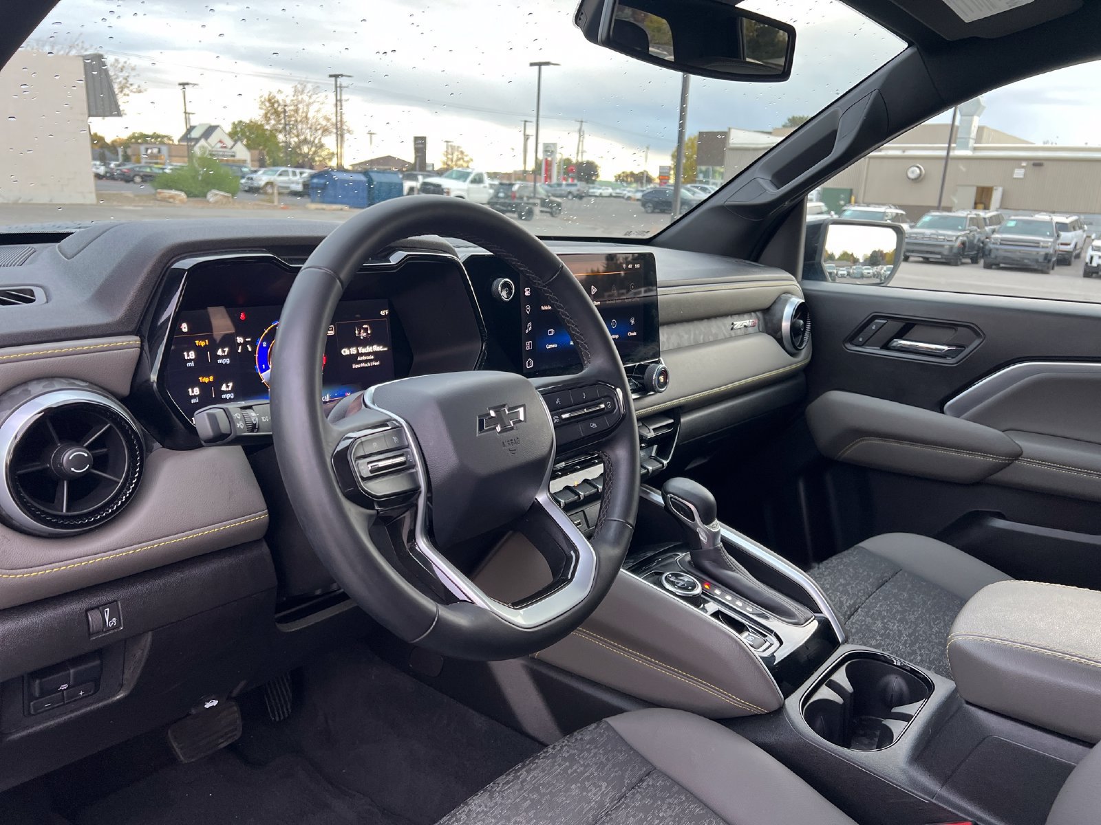 Used 2024 Chevrolet Colorado ZR2 AWD/4WD image 30