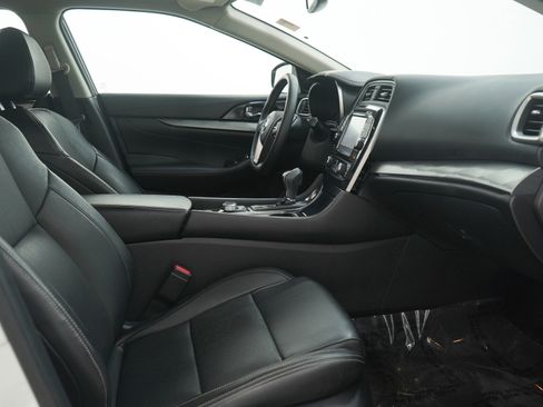 Used 2018 Nissan Maxima 3.5 SL image 11