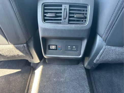 Certified 2023 Nissan Rogue SL w/ SL Premium Package FWD image 29