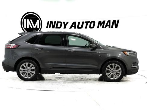Used 2020 Ford Edge Titanium w/ Equipment Group 301A image 3