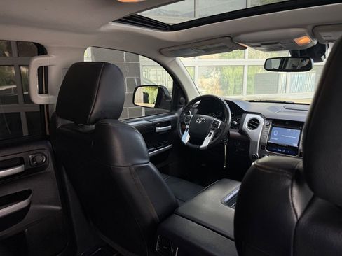 Used 2018 Toyota Tundra Limited w/ Limited Premium Package AWD/4WD image 40