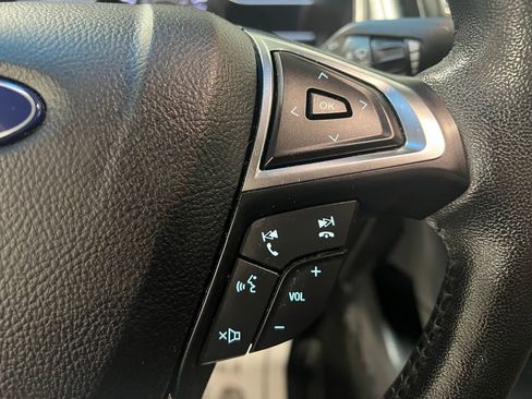 Used 2020 Ford Edge SEL w/ Convenience Package image 12