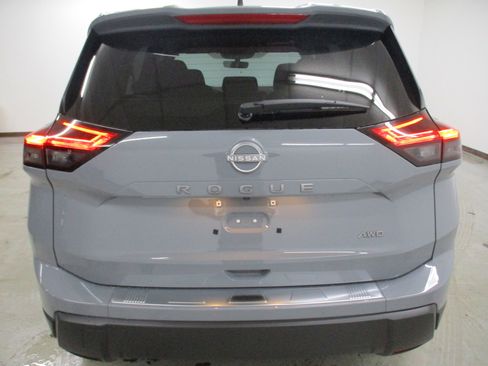 New 2026 Nissan Rogue SV w/ Cold Weather Package image 7