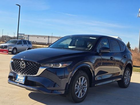 New 2025 MAZDA CX-5 AWD 2.5 S w/ Select Package image 3