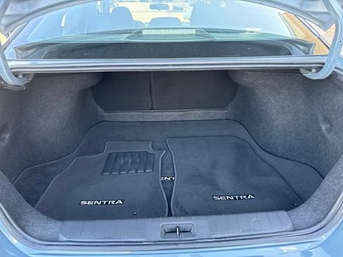 Used 2024 Nissan Sentra SV image 17