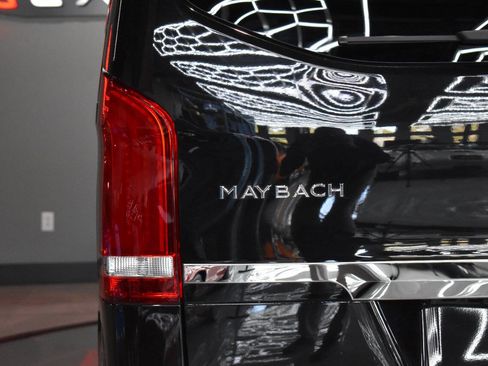 Used 2021 Mercedes-Benz Metris Passenger image 29