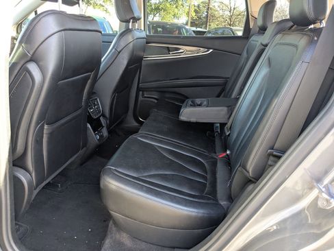 Used 2023 Lincoln Nautilus AWD w/ Premium Package image 20