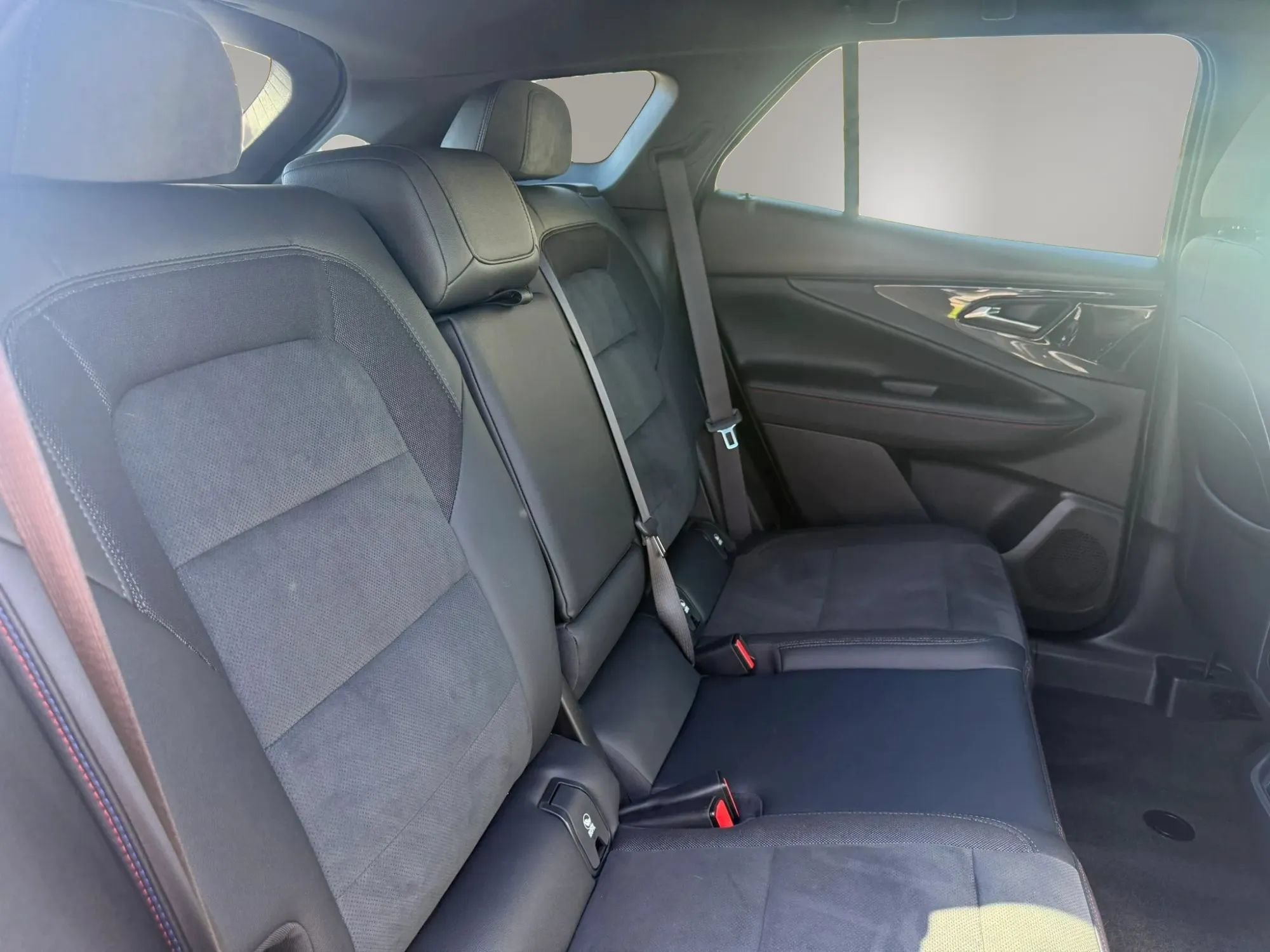 Used 2024 Chevrolet Blazer EV RS AWD/4WD image 25