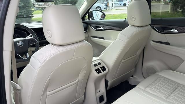 Certified 2023 Buick Envision Avenir AWD/4WD image 35
