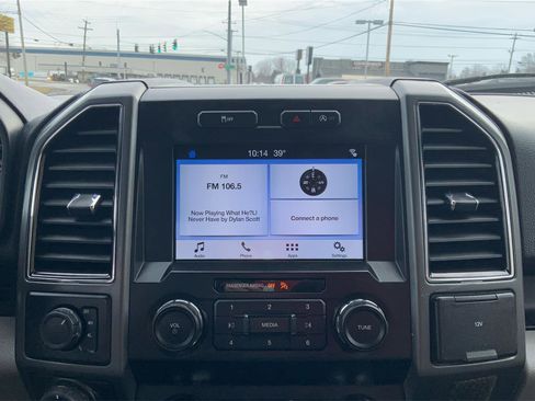 Used 2019 Ford F150 XLT w/ Trailer Tow Package image 13