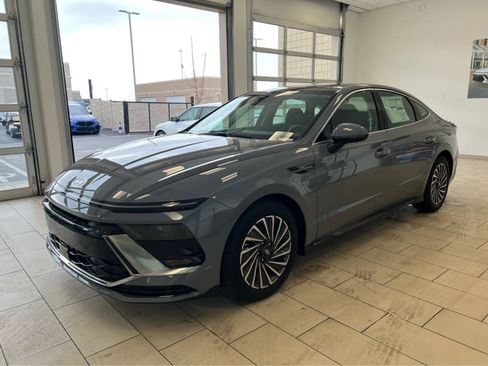 New 2026 Hyundai Sonata SEL image 1