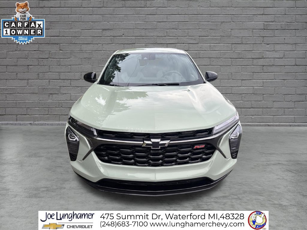 Certified 2024 Chevrolet Trax RS w/ Driver Confidence Package FWD image 8