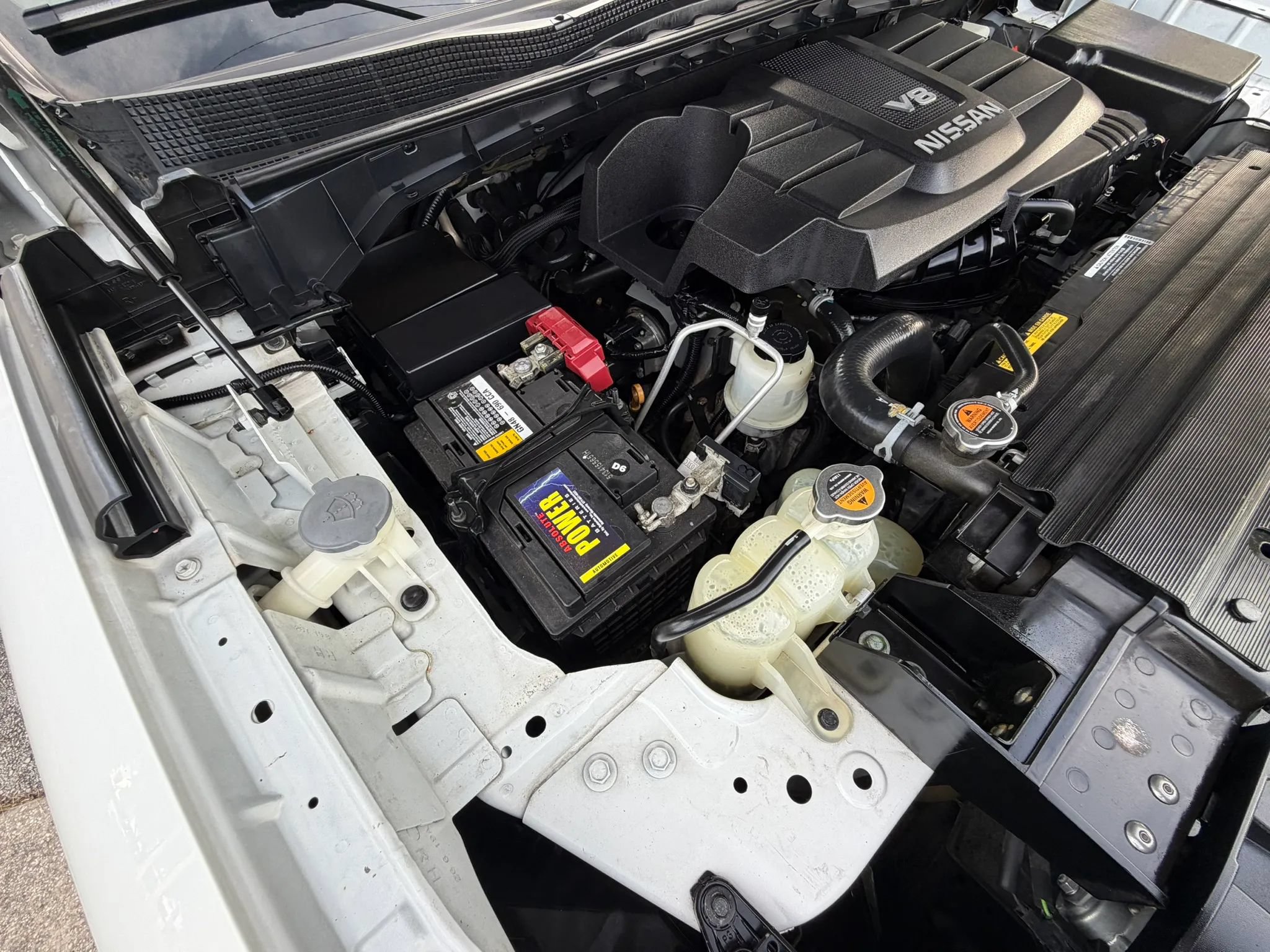 Used 2020 Nissan Titan PRO-4X w/ Pro-4x Convenience Package AWD/4WD image 34