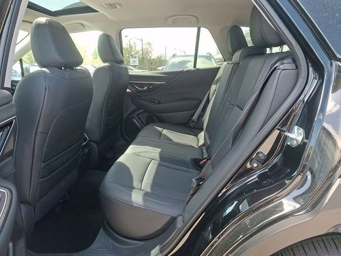 Certified 2025 Subaru Outback Limited image 10