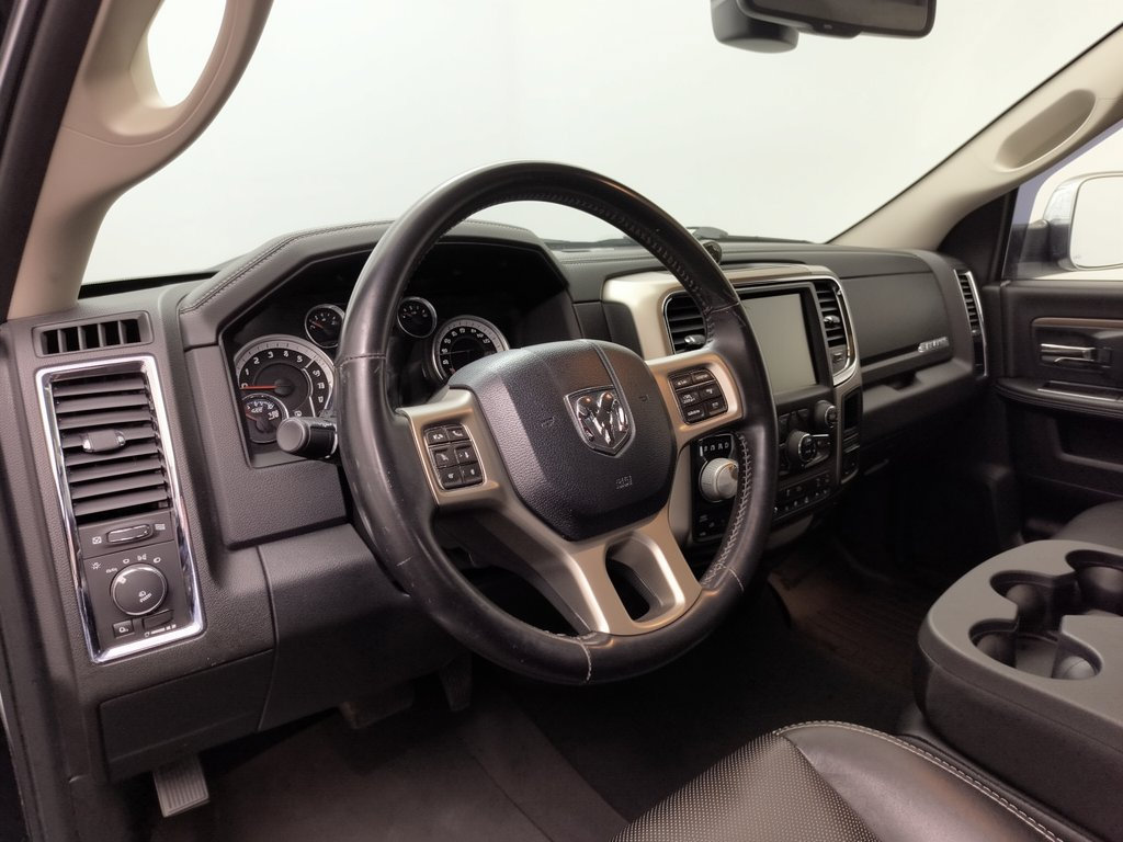 Used 2014 RAM 1500 Laramie AWD/4WD image 4