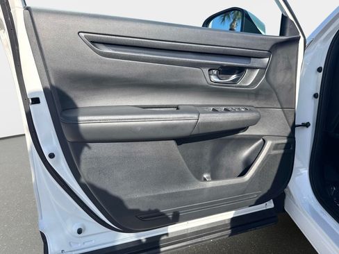 Used 2024 Honda CR-V LX image 15