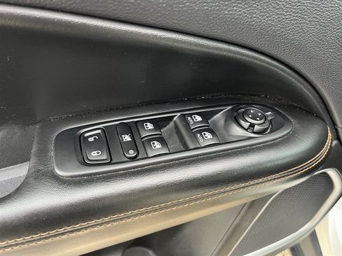 Used 2018 Jeep Compass Limited AWD/4WD image 18