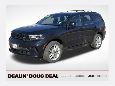 Used 2024 Dodge Durango GT image 1
