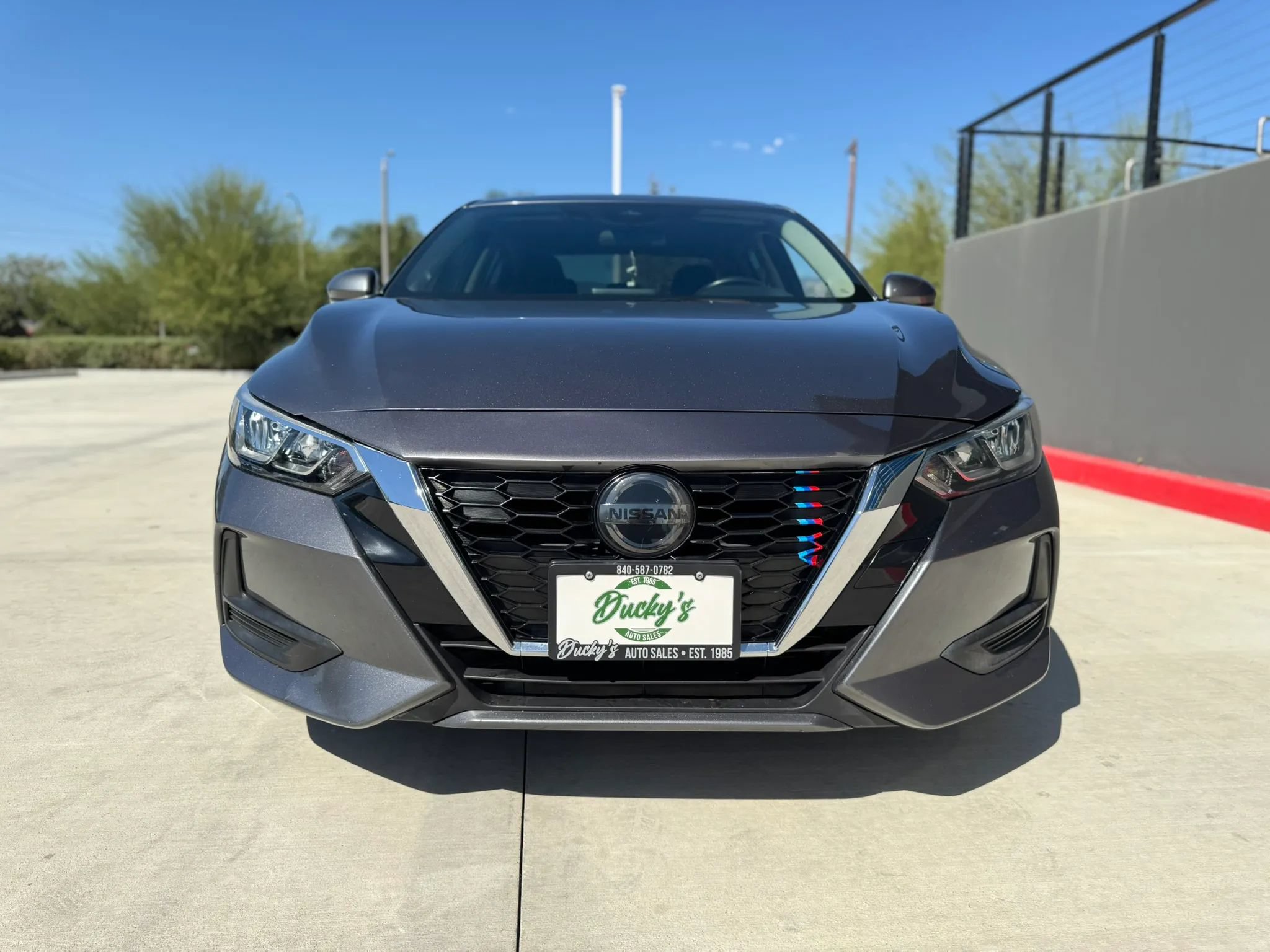 Used 2020 Nissan Sentra SV FWD image 3