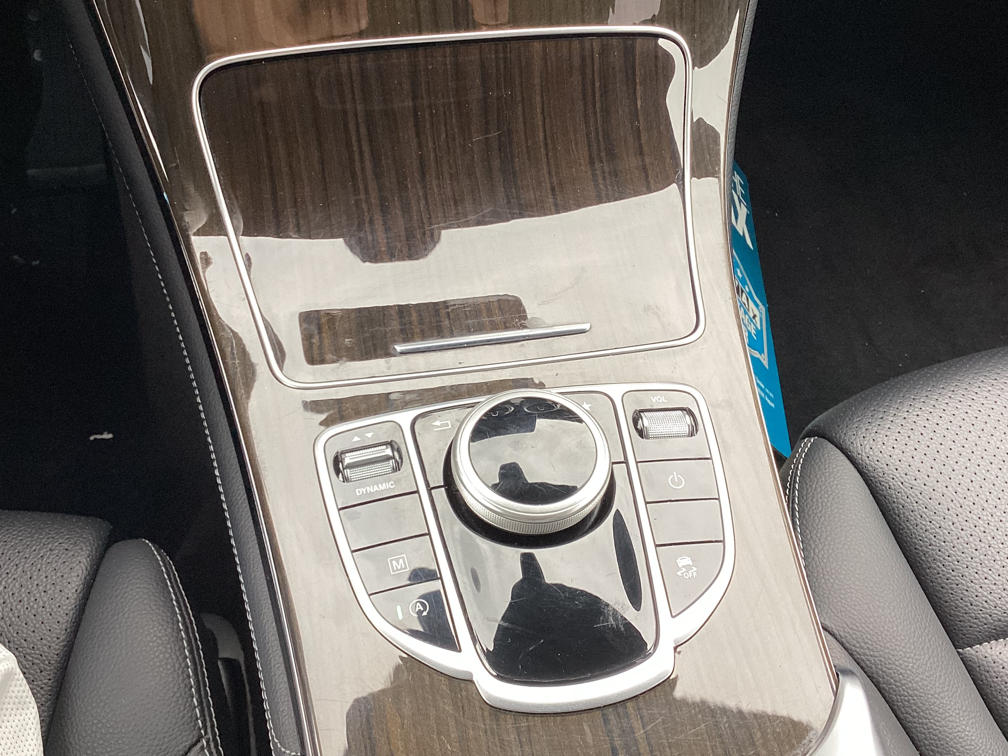 Used 2019 Mercedes-Benz GLC 300 4MATIC image 11