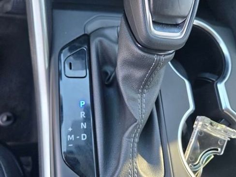 Certified 2024 Toyota Highlander LE image 16