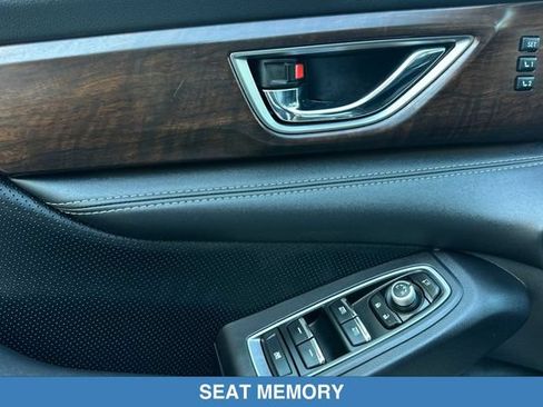 Used 2024 Subaru Ascent Touring AWD/4WD image 12