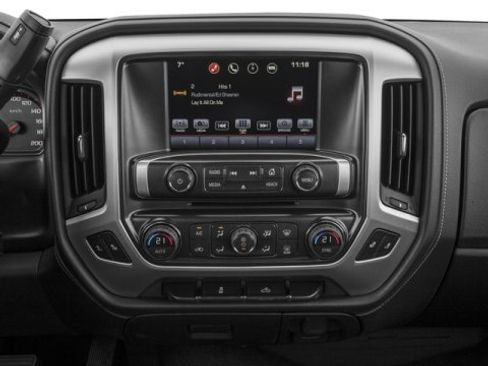 Used 2017 GMC Sierra 1500 SLE image 10