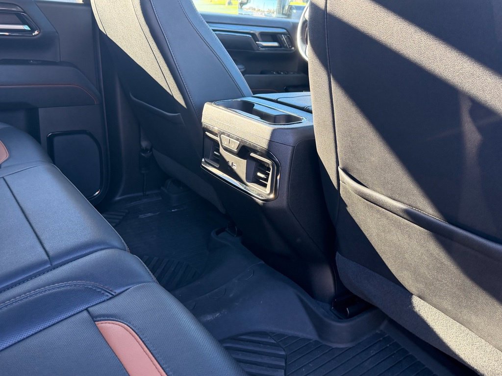 Used 2024 GMC Sierra 2500 AT4 w/ AT4 Premium Plus Package AWD/4WD image 40