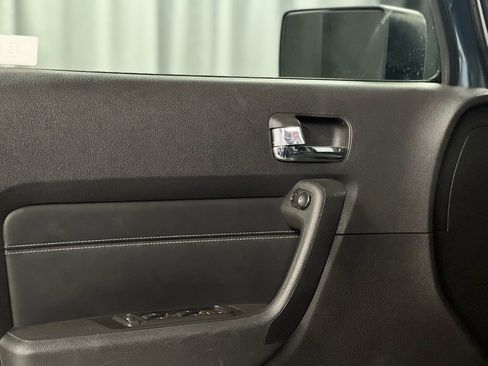 Used 2006 HUMMER H3 Luxury image 32