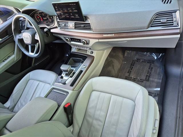 Used 2021 Audi Q5 2.0T Premium Plus AWD/4WD image 22