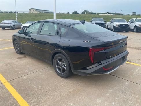Used 2026 Kia K4 FWD image 6