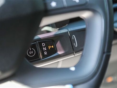 New 2026 Kia EV9 Light image 18