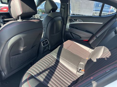 Used 2025 Genesis G70 3.3T Advanced AWD/4WD image 31