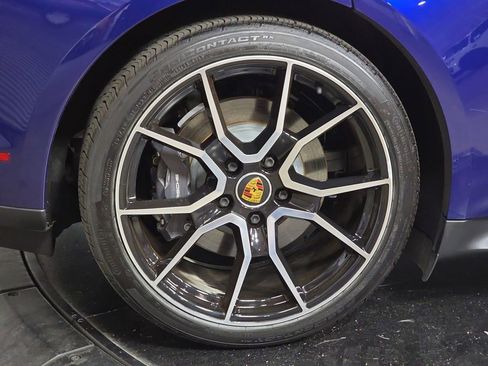 Used 2023 Porsche Taycan image 29