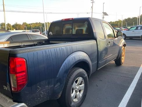 Used 2011 Nissan Frontier SV w/ SV Premium Utility Pkg RWD image 5