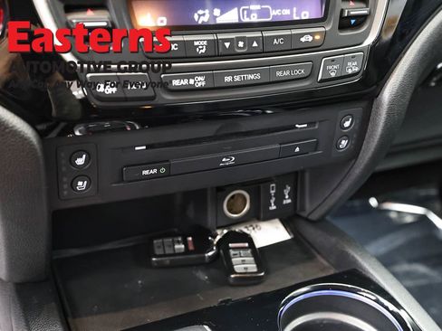 Used 2017 Honda Pilot Elite image 20