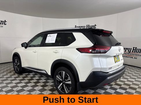 Used 2023 Nissan Rogue SL AWD/4WD image 7