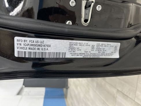 Used 2021 Jeep Cherokee Trailhawk w/ Trailer Tow Group image 39