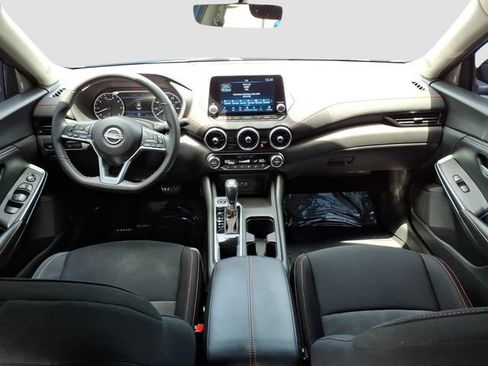 Used 2024 Nissan Sentra SR FWD image 31