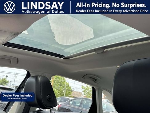 Used 2019 Volkswagen Jetta SE FWD image 24