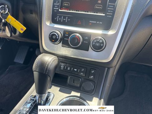 Used 2016 GMC Acadia SLE FWD image 25