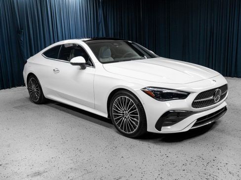 Certified 2026 Mercedes-Benz CLE 450 4MATIC Coupe image 3
