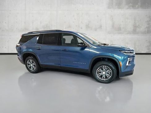 New 2026 Chevrolet Traverse LT image 4
