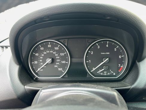 Used 2011 BMW 128i Convertible image 15