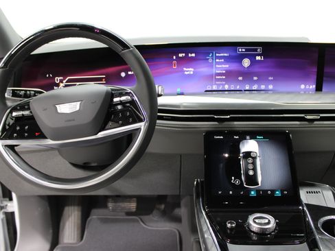 New 2025 Cadillac Escalade IQ Luxury 1 image 2