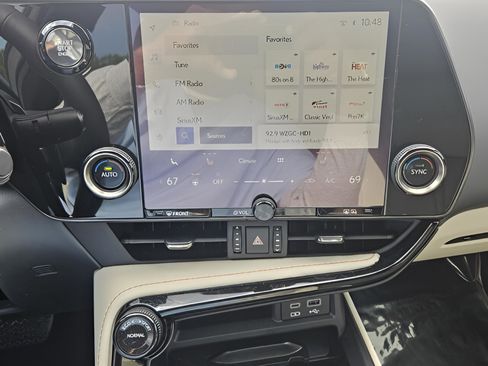 Used 2024 Lexus NX 250 250 Base w/ Cold Area Package image 19