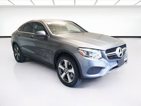 Used 2019 Mercedes-Benz GLC 300 4MATIC Coupe image 3